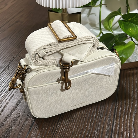 KURT GEIGER  NWT GUITAR STRAP CROSSBODY - Picture 3 of 3